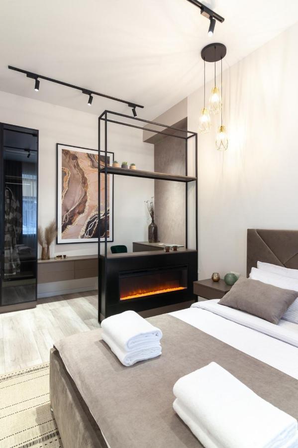 Avangard Franko* Art Apartment ลวีฟ ภายนอก รูปภาพ